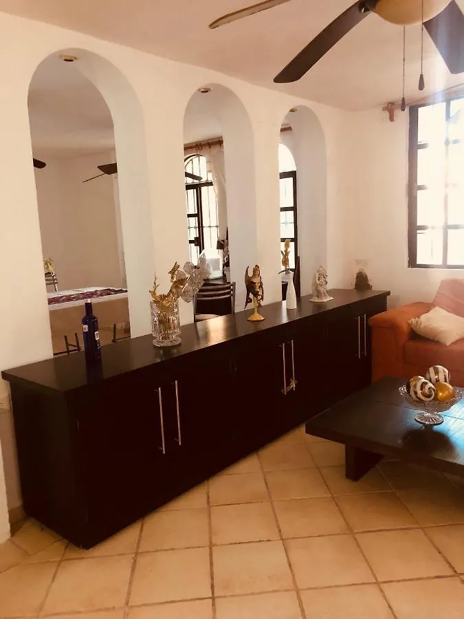 Linda Casa Βίλα Κανκούν